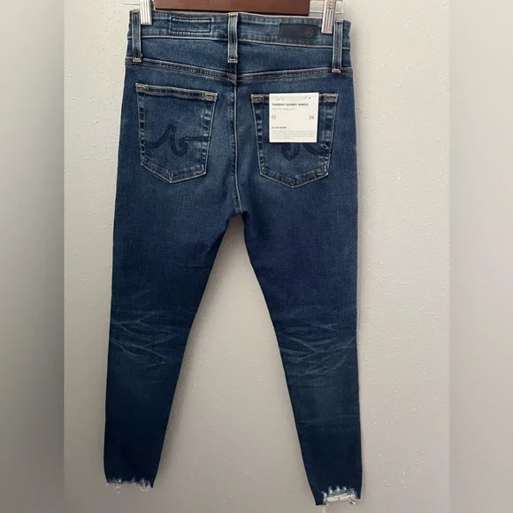 AG Farrah Skinny Ankle Dark Wash Denim Size 26R New